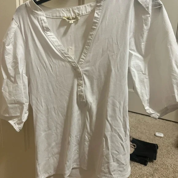 Madewell Crisp White V-Neck Blouse - Picture 1 of 3